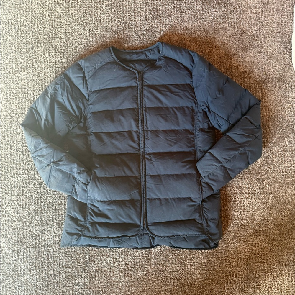 Lululemon light puffer jacket